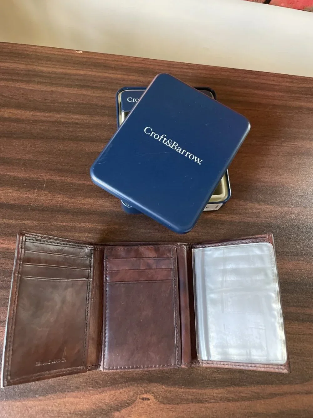 NWT Croft & Barrow Genuine Leather Flip Trifold Wallet — Brown